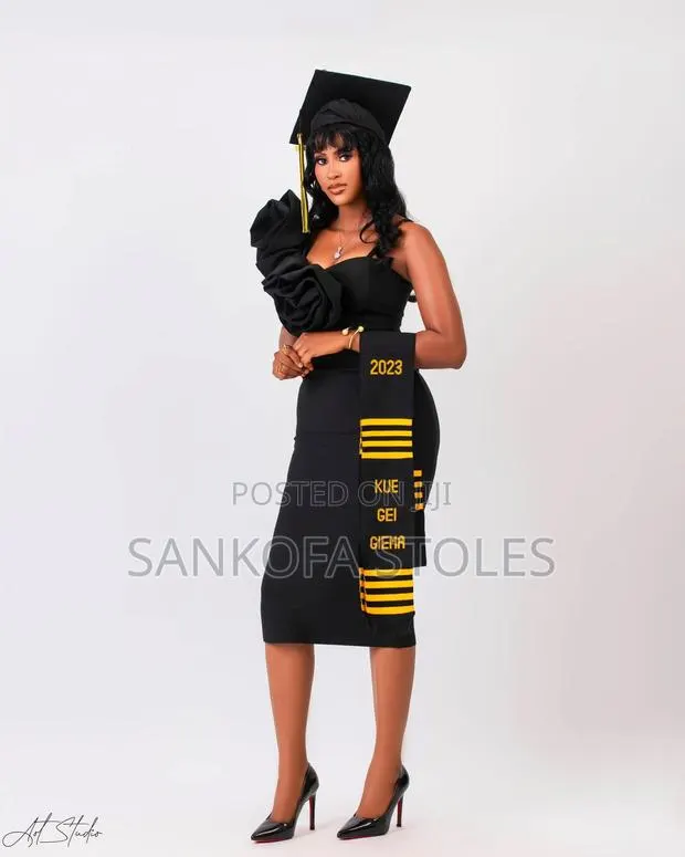 Handwoven Customize Graduation Sash · Photo 2