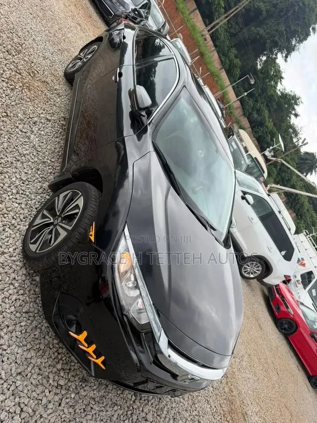 Honda Civic 2017 Black · Photo 1