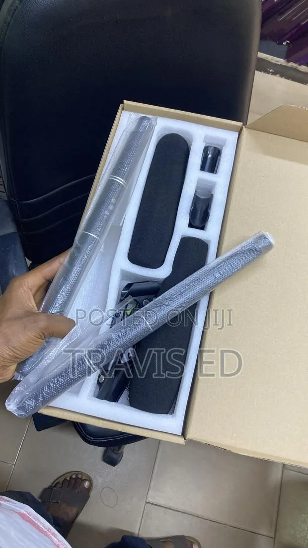 Wireless Interview Microphone · Photo 1