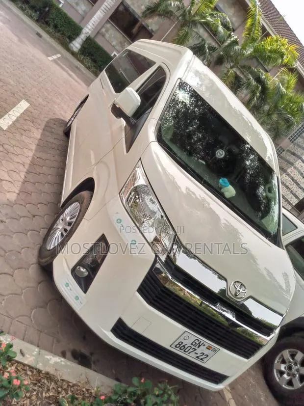 Mini Buses for Rent · Photo 1