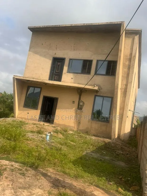 5bdrm Duplex in Lasisi And Christ, Amasaman for sale