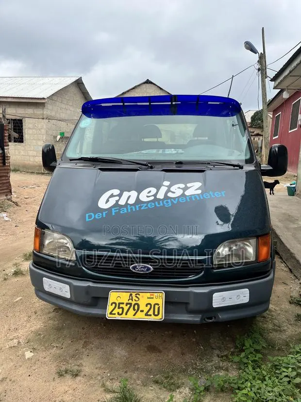 Ford Transit 2002 Blue · Photo 1