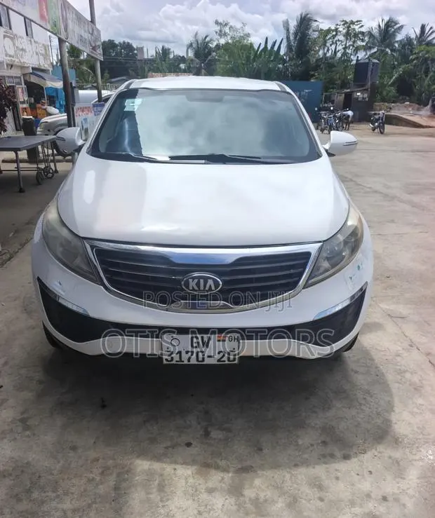 Kia Sportage EX 4dr SUV AWD (2.4L 4cyl 6A) 2013 White · Photo 1