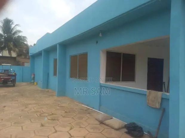 5bdrm House in Sam Properties, Old Barrier for sale · Photo 1