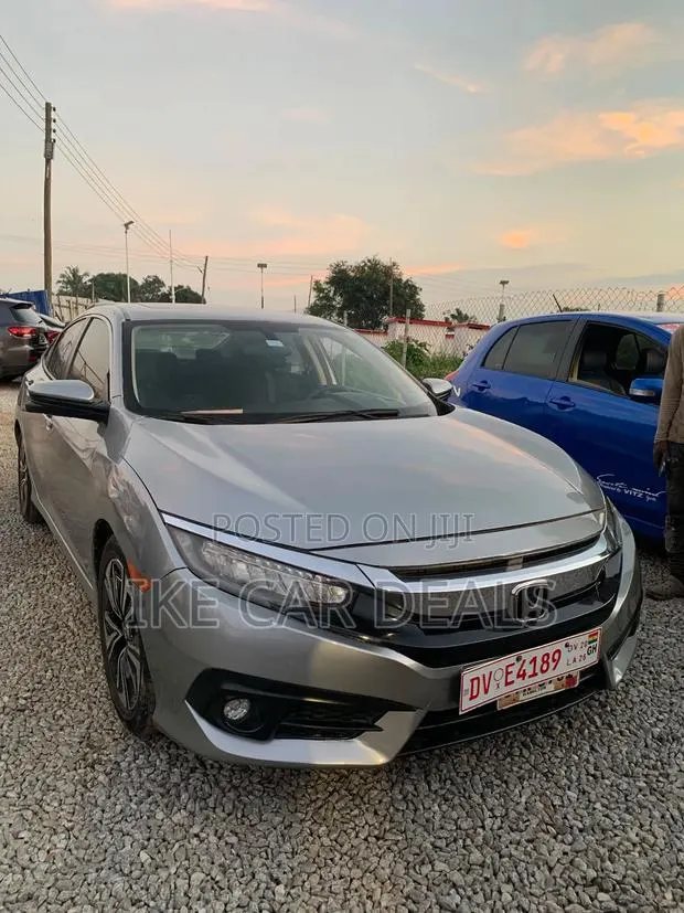 Honda Civic EX-L 4dr Sedan (1.5L 4cyl) 2016 Silver · Photo 1