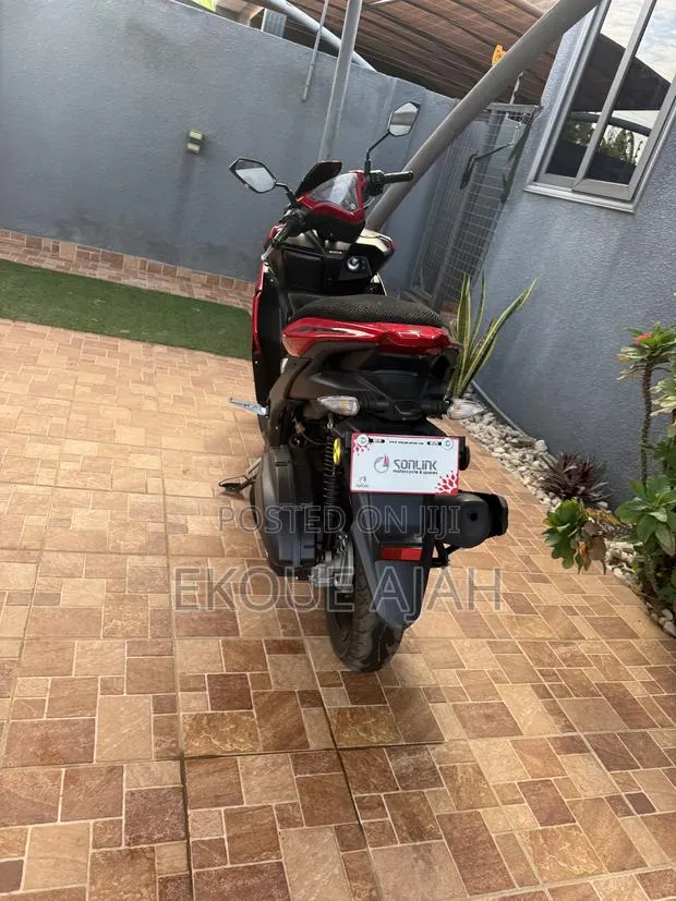 Sonlink SL150-T 2025 Red · Photo 1