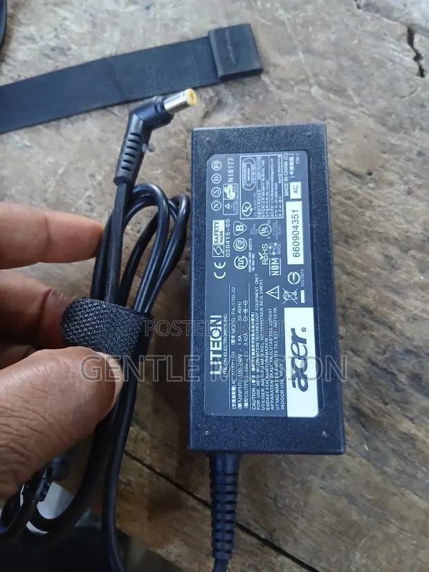 Laptop Charger 18.5v for Acer · Photo 1