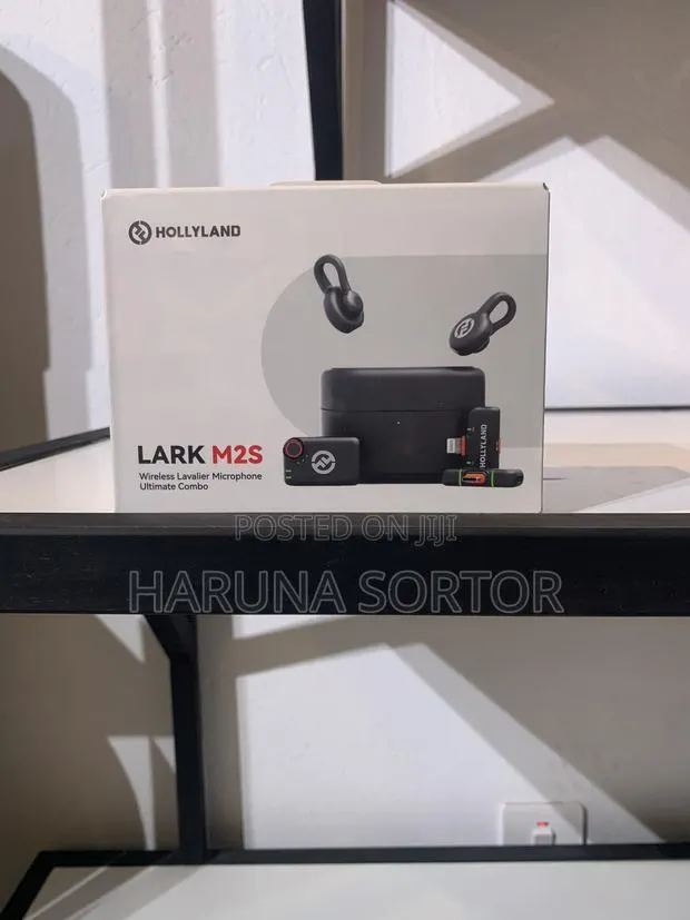 Hollyland Lark M2s Wireless Microphone · Photo 1