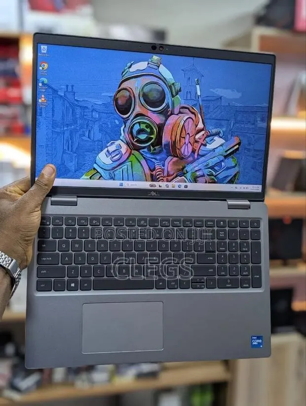 Laptop Dell Latitude 5520 16GB Intel Core i5 SSD 512GB · Photo 1