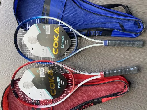 Original Long Tennis Racket Available At Cool Price · Photo 1