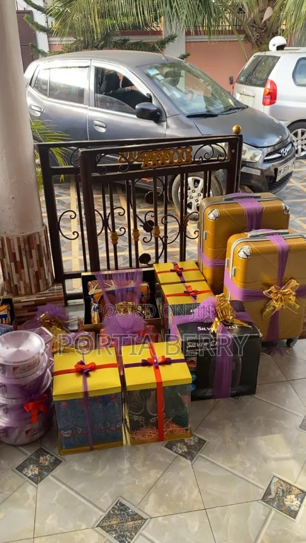 Traditional Dowry Wrapping · Photo 1