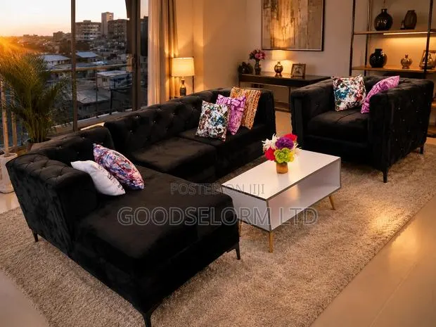Couch L Shape Plus Single Sofa · Photo 1