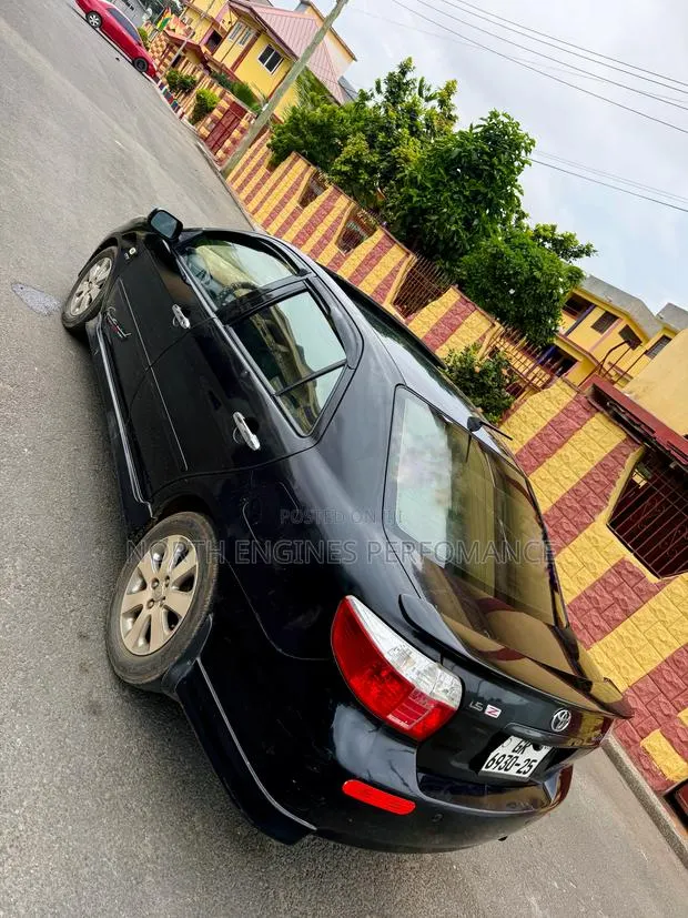 Toyota Yaris 2010 Black · Photo 1
