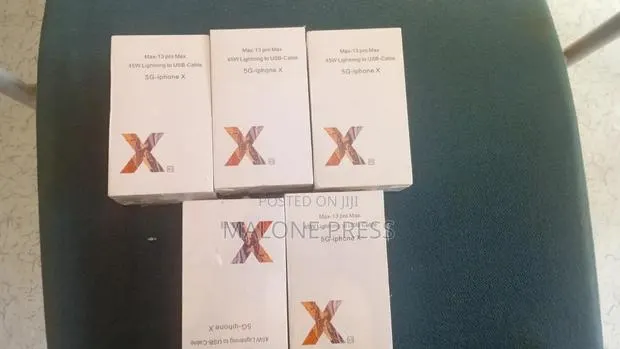 Charger Max 13 Pro Max 45w Lighting to USB Cable · Photo 1