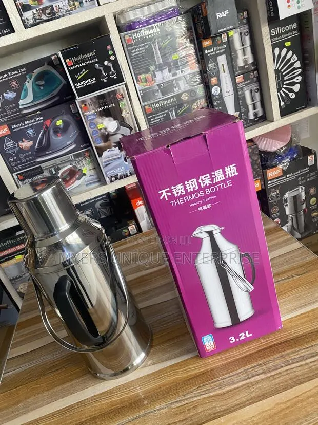3.2L Stainless Steel Vacuum Flask - Keeps Hot 24 Hours · Photo 1