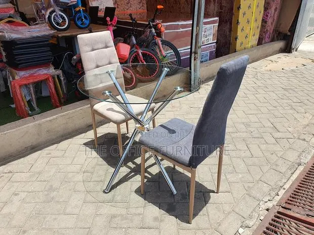 Round Glass Two Seater(Transparent) · Photo 1