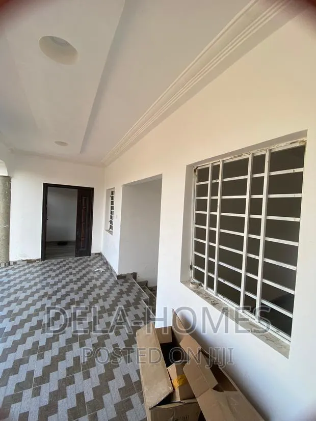 2bdrm Apartment in Ashaley Botwe for rent · Photo 1