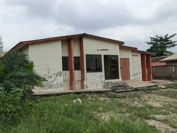 4bdrm House in Antoa Near Kenyasi, Kumasi Metropolitan for sale · Photo 1