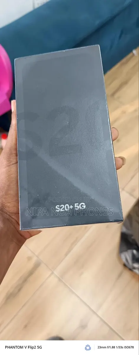 New Samsung Galaxy S20+ 5G 256 GB Black · Photo 1