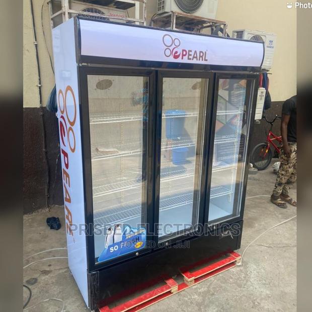 Pearl 3doors Showcase/Display Fridge 868 Litres · Photo 2