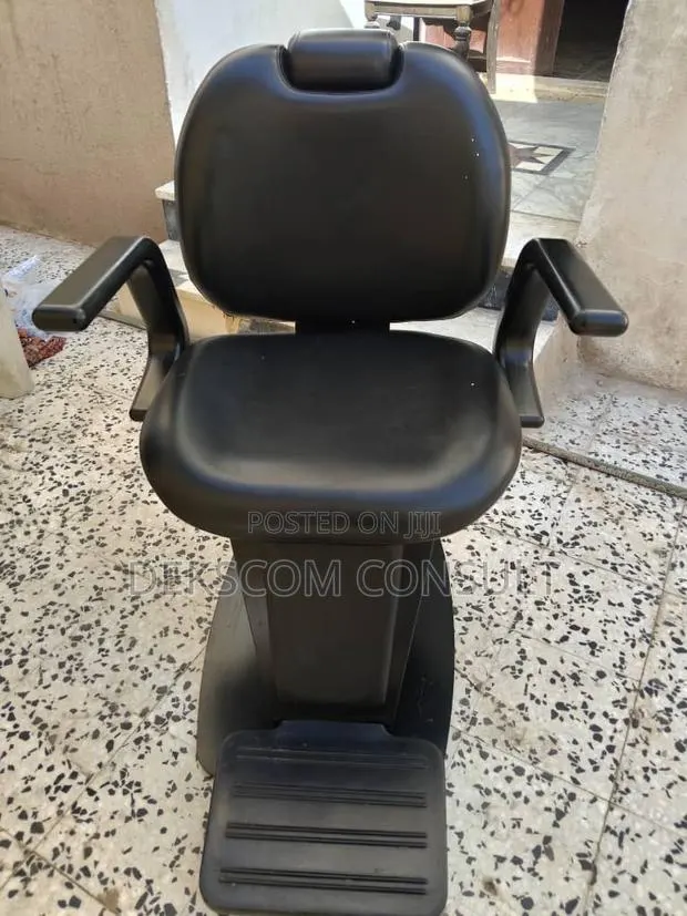 Salon Chair · Photo 2