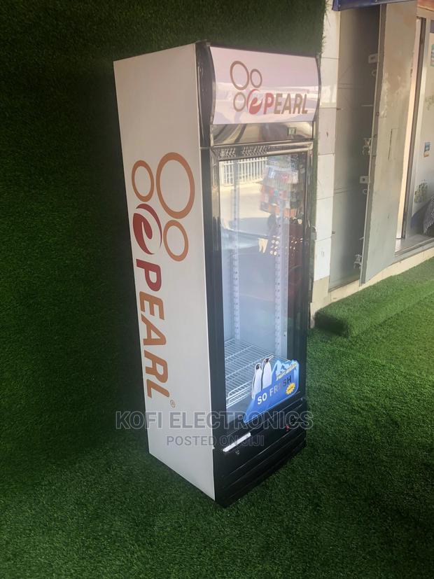 Pearl PVC-28 Display Fridge · Photo 1