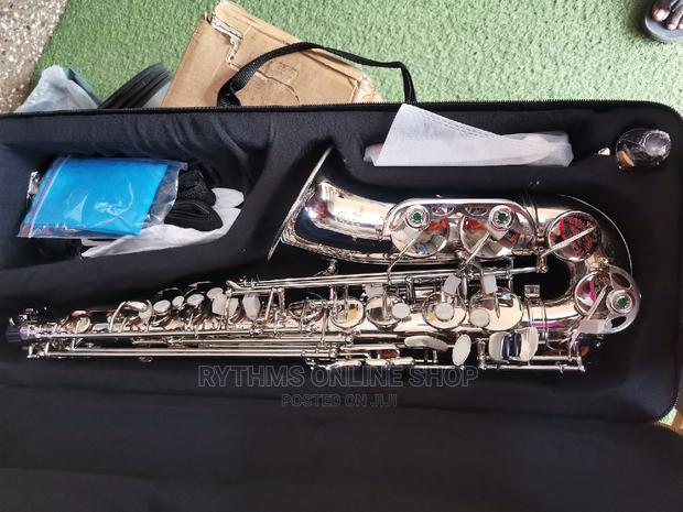 Alto Saxophone(Yamaha Silver) · Photo 3
