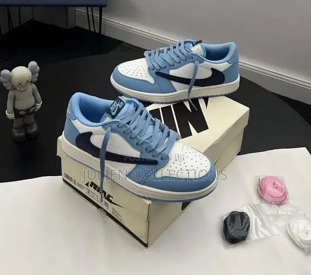 Jordan Retro 1 University Blue · Photo 1