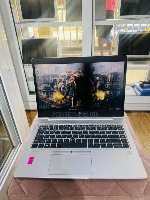 Laptop HP EliteBook 745 16GB AMD Ryzen 5 SSD 256GB · Photo 1