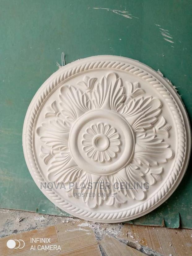 Ceiling Rose / Center Panels · Photo 5