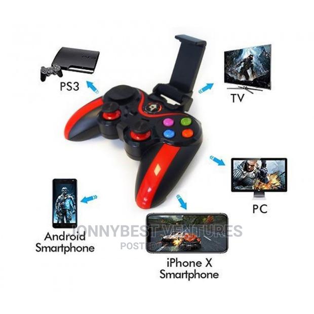 V13 Bluetooth Phone Game Pad · Photo 1