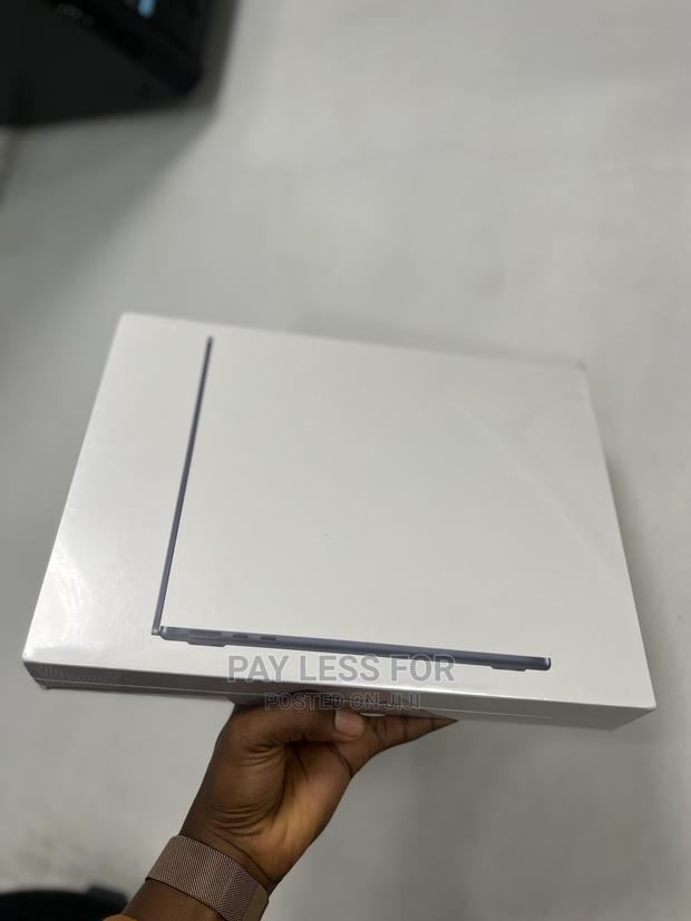 New Laptop Apple MacBook Air 2022 M2 8GB Apple M2 SSD 256GB · Photo 1