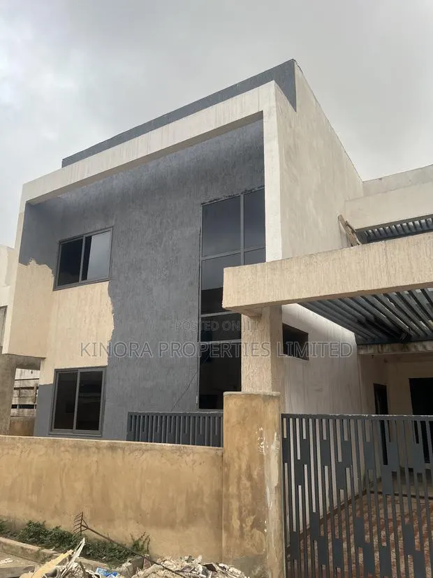 4bdrm Duplex in East Legon for rent · Photo 1