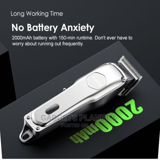 Oraimo Smart Clipper2 Super Professional Cordless Clipper · Photo 7