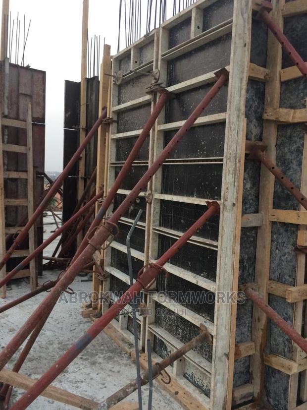 Formwork/Accra/Flow/Decking/Lift/Retaining Wall/Bunker/Props · Photo 2