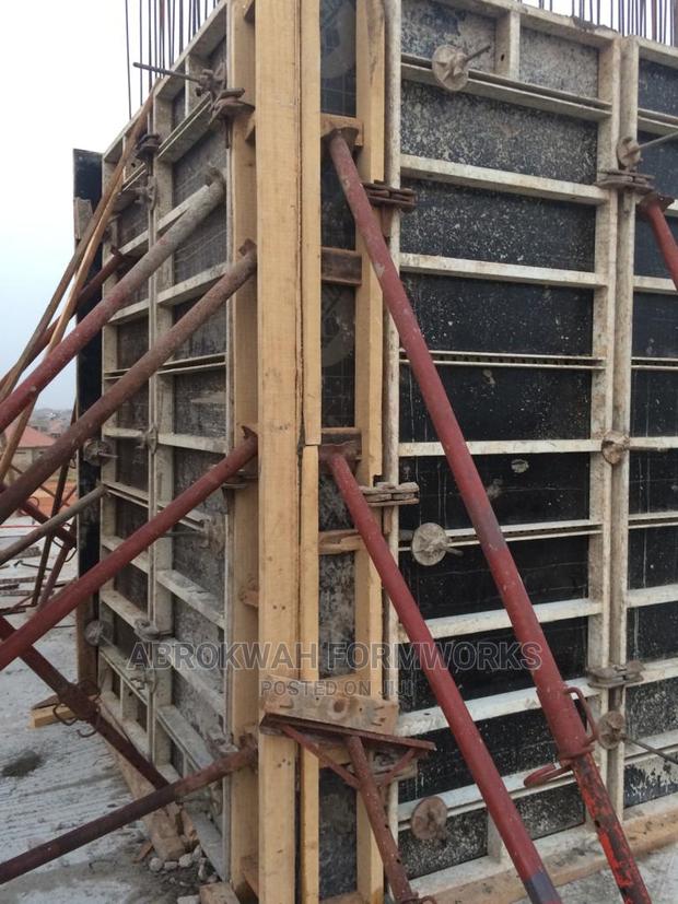 Wood/Retaining Wall/Accra/Formwork/Column/Flow/Pillar/Deckin · Photo 3