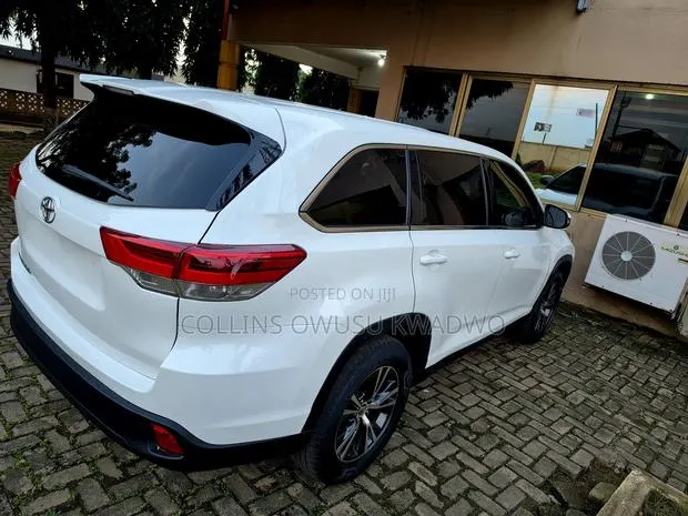Toyota Highlander 2018 White · Photo 1