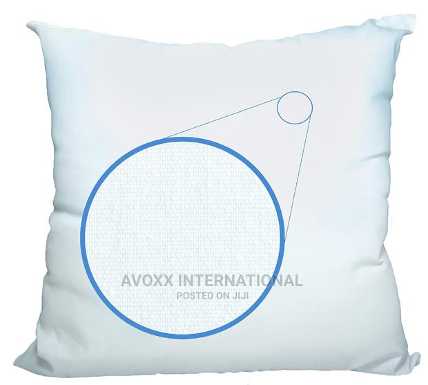 Foamily 4 Sets -18x18 Premium Outdoor Water Resistant Pillow · Photo 3