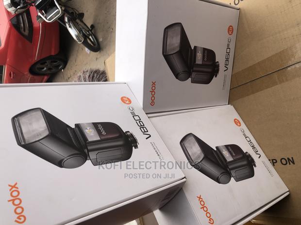 Godox Camera Flash V860 · Photo 1