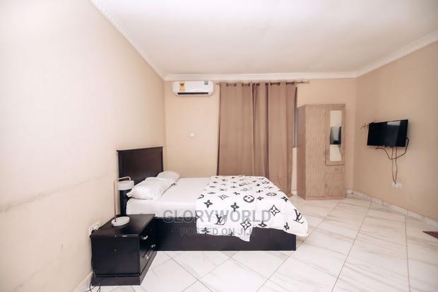 Furnished Single Room at Tseaddo · Photo 2