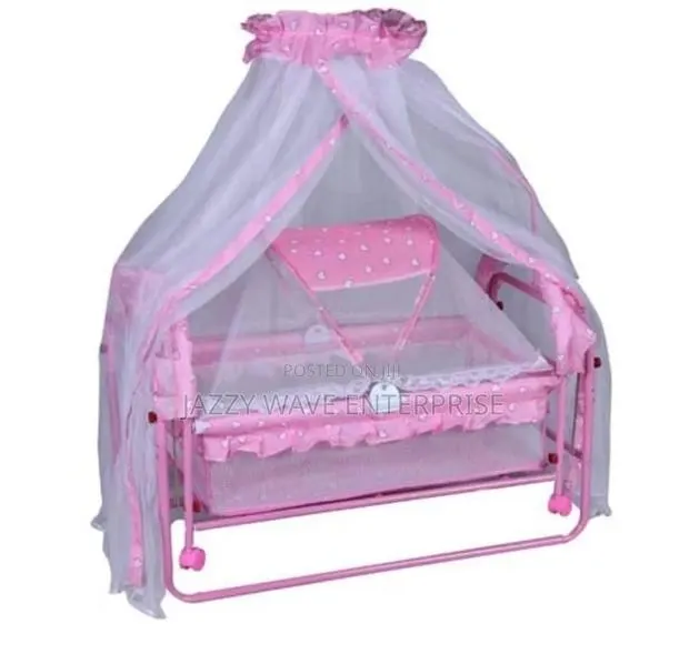 Baby's Cot With Net · Photo 1