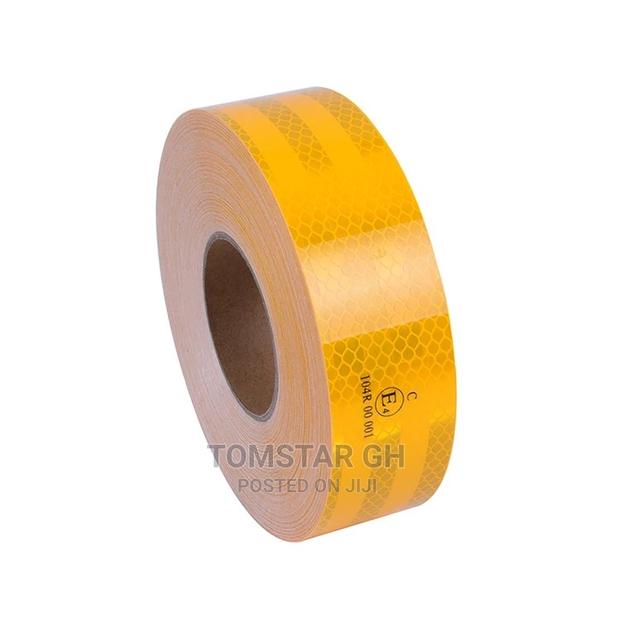 3M Adhesive Safety Sticker · Photo 2