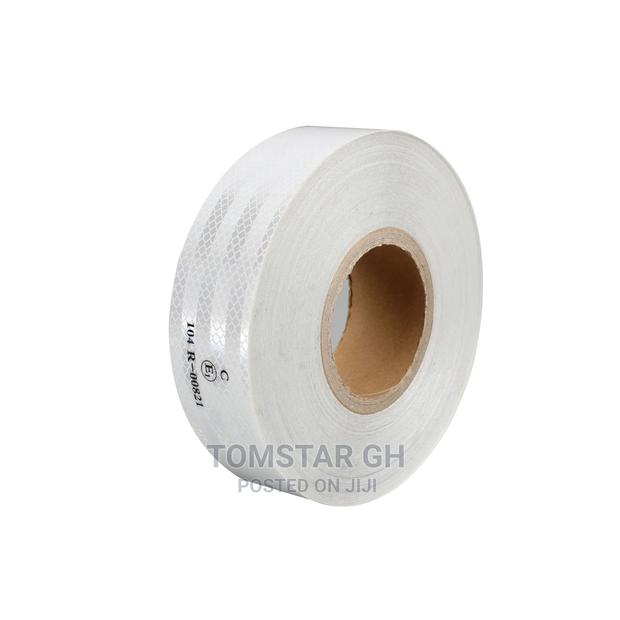 3M Adhesive Safety Sticker · Photo 3