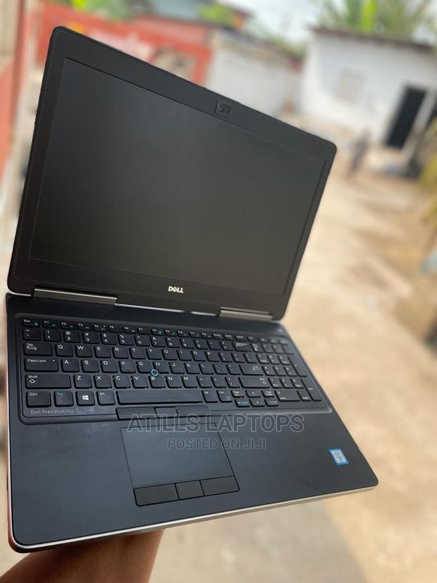 New Laptop Dell Precision 7510 32GB Intel Core i7 SSD 512GB · Photo 2