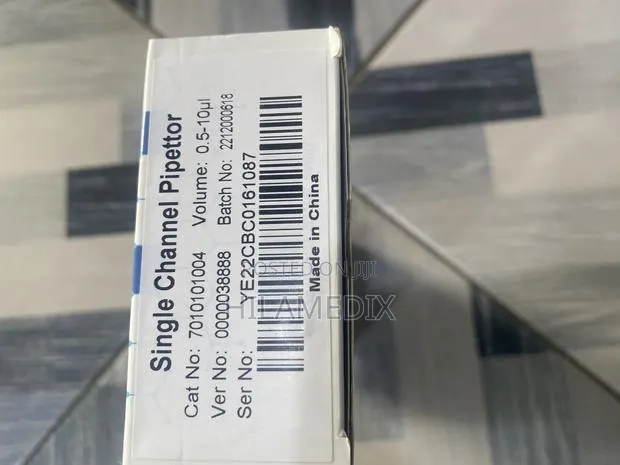 Micropipette 0-10ul · Photo 1