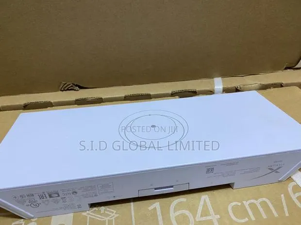Starlink Gen3 Mesh Router · Photo 1