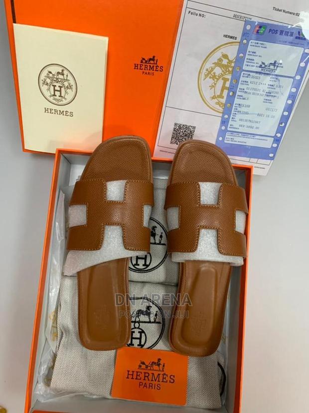 Auth Hermes Slippers in a Box · Photo 3