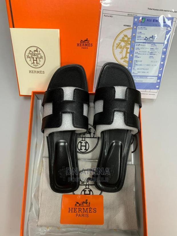 Auth Hermes Slippers in a Box · Photo 5