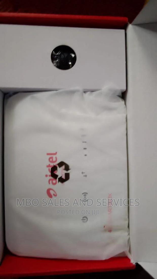 Airtel 4G Smartbox Universal Router · Photo 2
