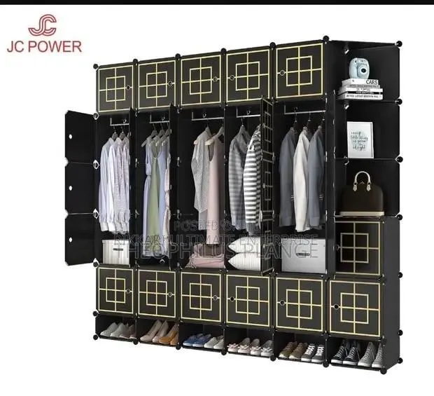 25 Cubes Wardrobe · Photo 1